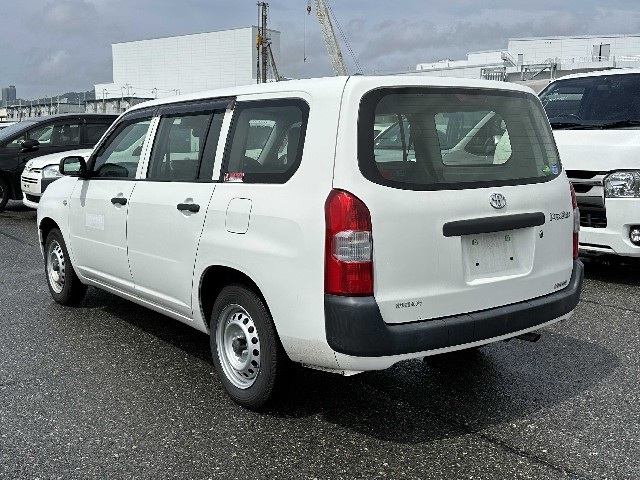 TOYOTA PROBOX 2018 Image 31