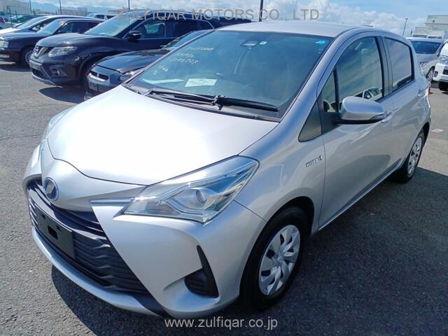 TOYOTA VITZ 2018 Image 10