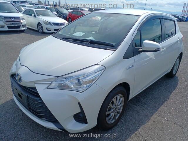 TOYOTA VITZ 2017 Image 8