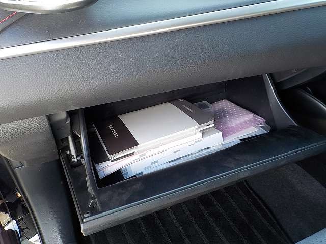 TOYOTA HARRIER 2019 Image 19