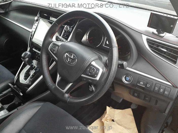 TOYOTA HARRIER 2019 Image 7