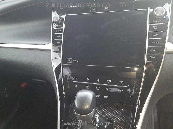 TOYOTA HARRIER 2019 Image 10