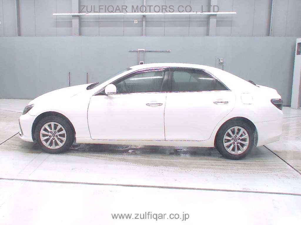 TOYOTA MARK X 2017 Image 4