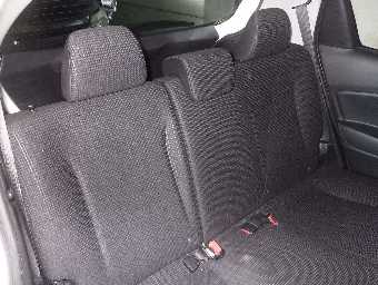 TOYOTA VITZ 2017 Image 7