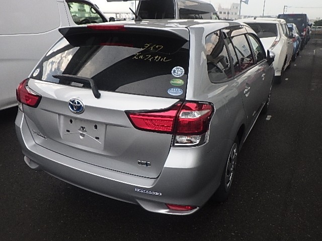 TOYOTA COROLLA FIELDER 2018 Image 19