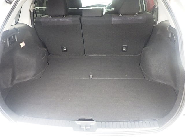 TOYOTA COROLLA FIELDER 2018 Image 23