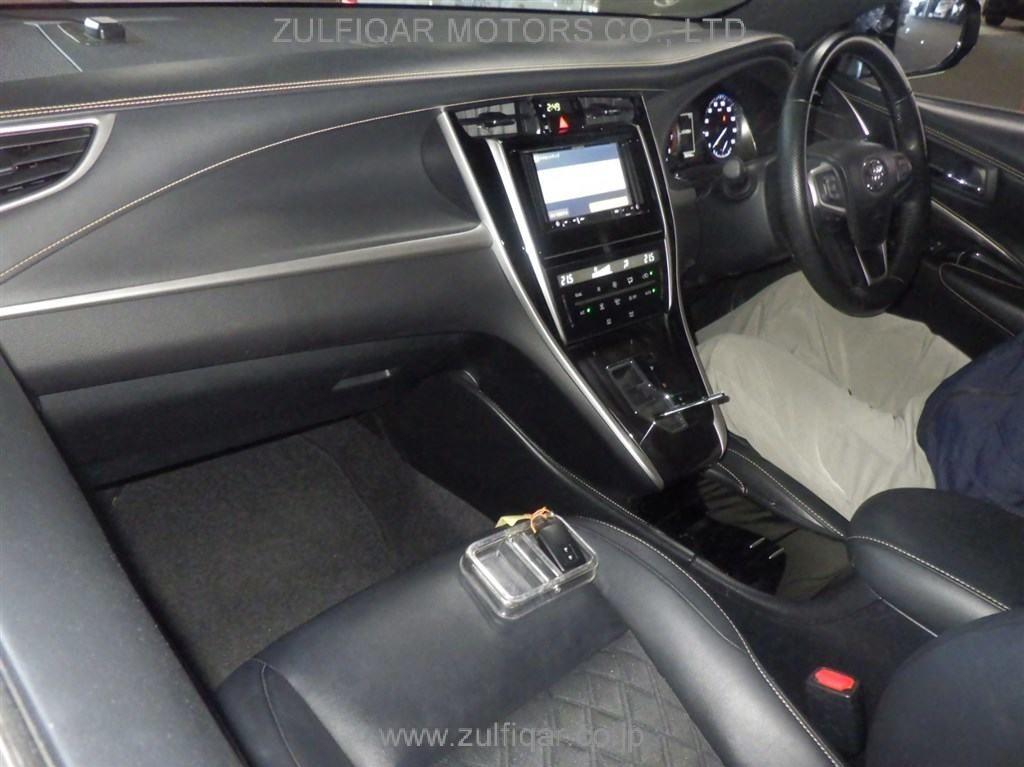 TOYOTA HARRIER 2019 Image 3