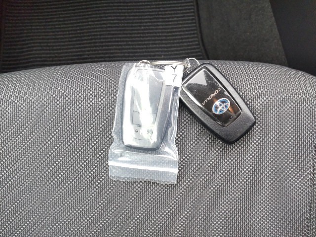 TOYOTA COROLLA TOURING 2020 Image 19