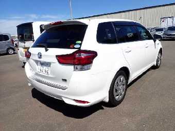 TOYOTA COROLLA FIELDER 2018 Image 2