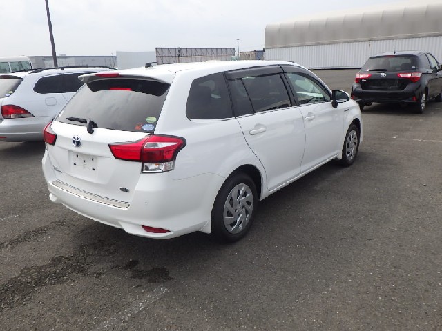TOYOTA COROLLA FIELDER 2018 Image 19