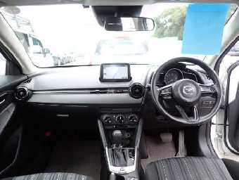 MAZDA DEMIO 2017 Image 3