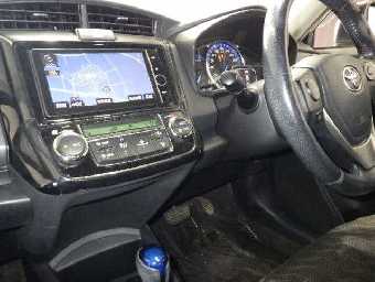 TOYOTA COROLLA AXIO 2013 Image 3