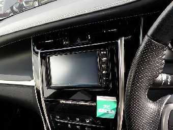 TOYOTA HARRIER 2019 Image 11