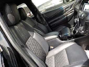 TOYOTA HARRIER 2019 Image 14