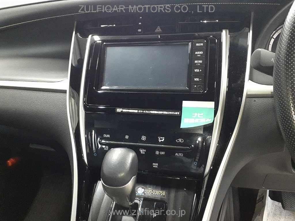 TOYOTA HARRIER 2019 Image 10