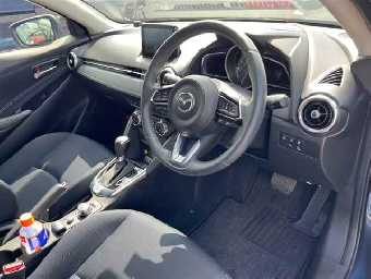 MAZDA MAZDA2 2019 Image 3