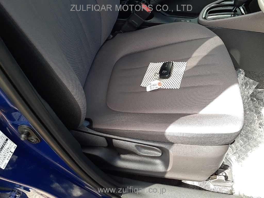 TOYOTA YARIS 2020 Image 8