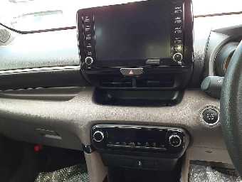 TOYOTA YARIS 2020 Image 10