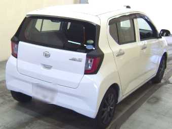 DAIHATSU MIRA E:S 2018 Image 2