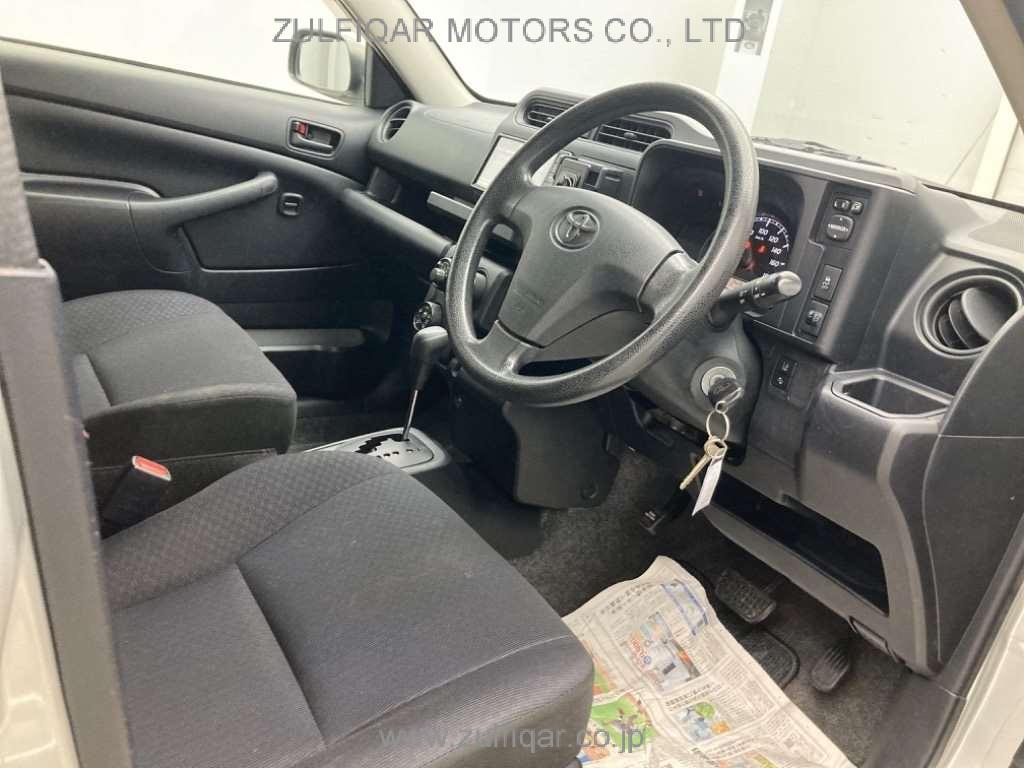 TOYOTA SUCCEED 2018 Image 5