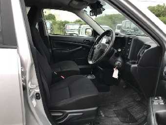 TOYOTA SUCCEED 2018 Image 9