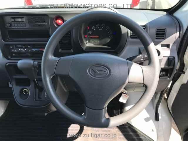 DAIHATSU HIJET CARGO 2017 Image 7