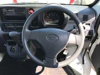 DAIHATSU HIJET CARGO 2017 Image 7