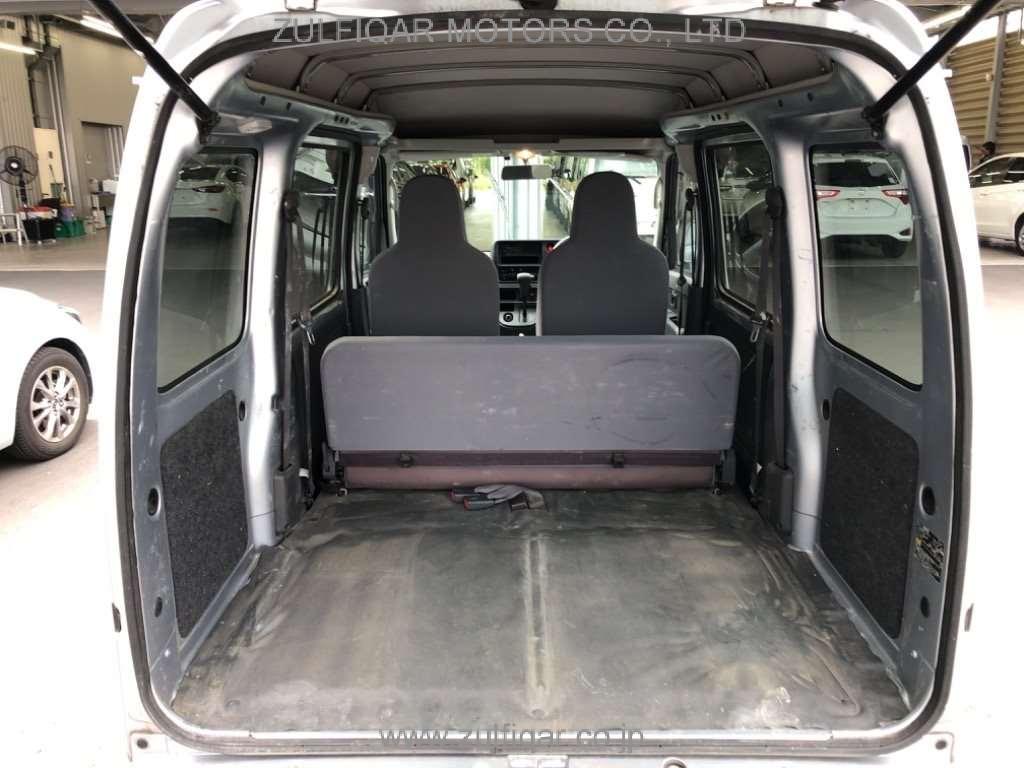DAIHATSU HIJET CARGO 2017 Image 9