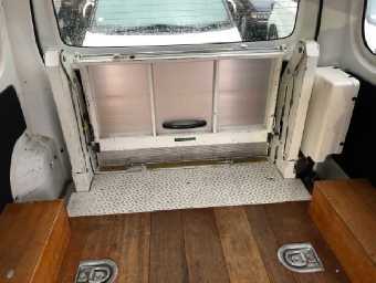 NISSAN NV350 CARAVAN 2018 Image 8