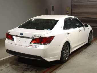 TOYOTA CROWN HYBRID 2013 Image 2