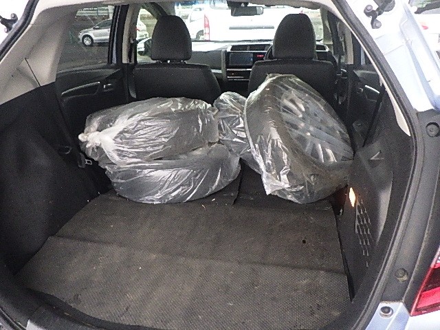 HONDA FIT HYBRID 2016 Image 21