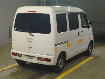 DAIHATSU HIJET CARGO 2017 Image 2