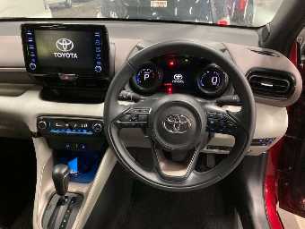 TOYOTA YARIS 2020 Image 6