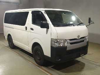 TOYOTA HIACE 2018 Image 3