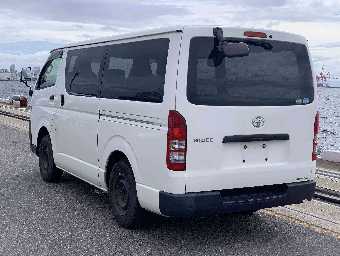 TOYOTA HIACE 2018 Image 15
