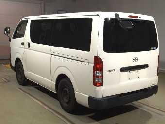 TOYOTA HIACE 2018 Image 4