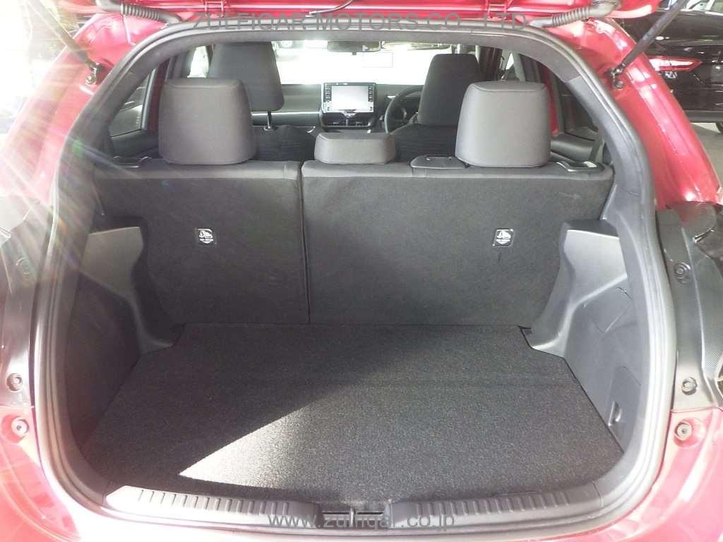 TOYOTA YARIS 2023 Image 8