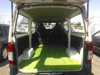 NISSAN NV350 CARAVAN 2017 Image 9