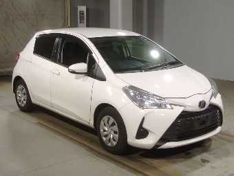 TOYOTA VITZ 2018 Image 3
