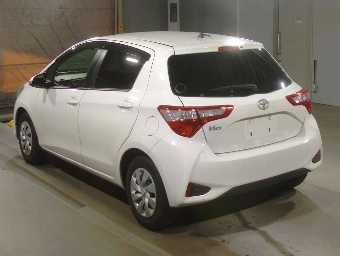 TOYOTA VITZ 2018 Image 4