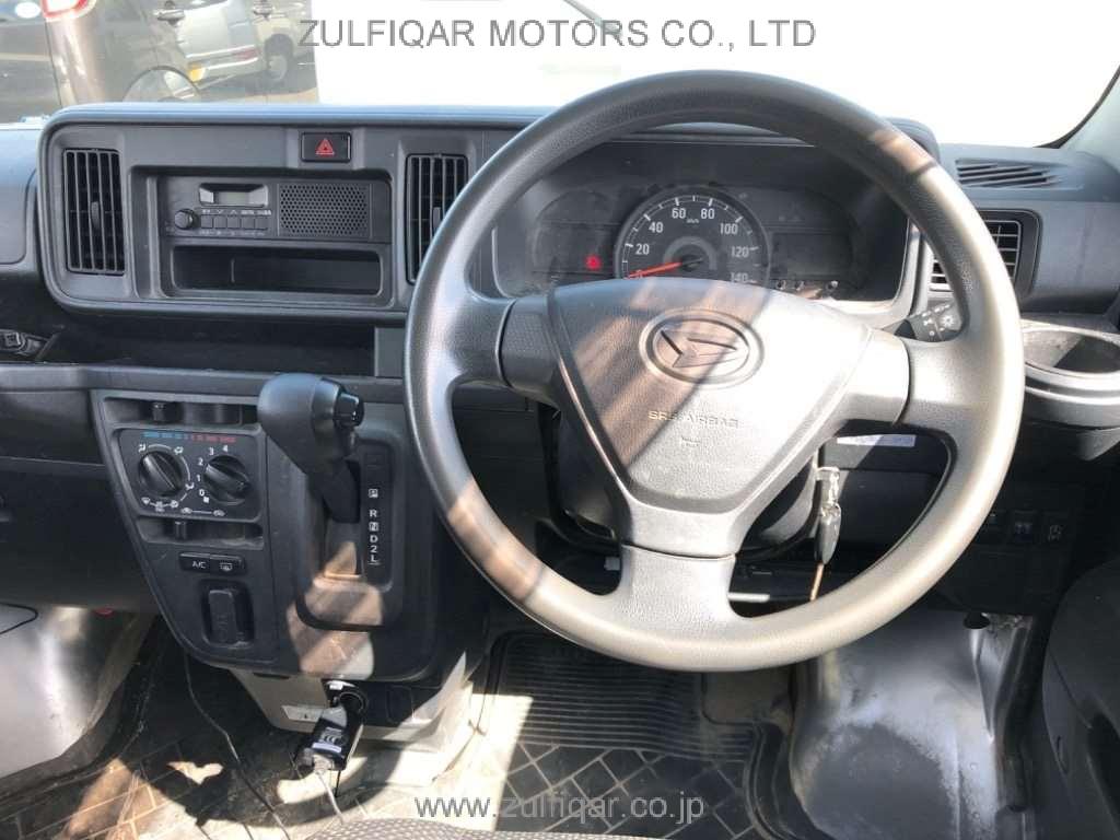 DAIHATSU HIJET CARGO 2018 Image 6