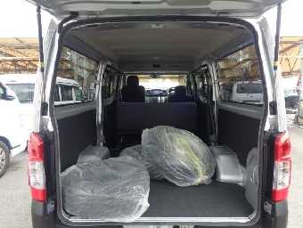 NISSAN NV350 CARAVAN 2018 Image 3