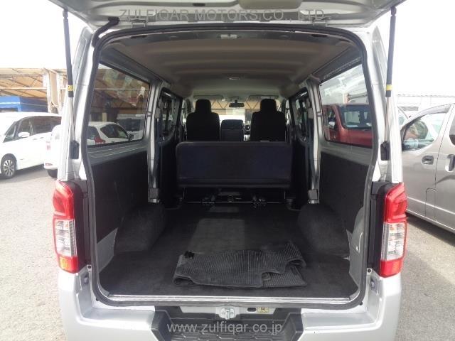 NISSAN NV350 CARAVAN 2018 Image 3