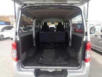 NISSAN NV350 CARAVAN 2018 Image 3