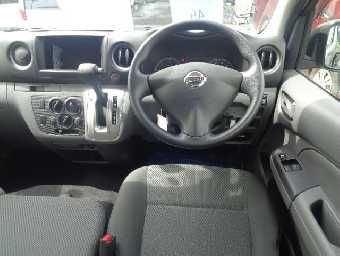 NISSAN NV350 CARAVAN 2018 Image 4