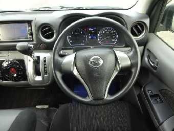 NISSAN NV350 CARAVAN 2018 Image 4