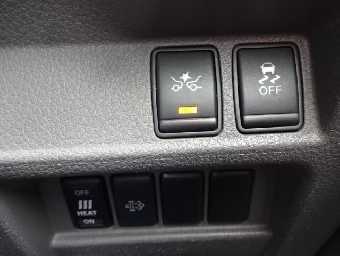 NISSAN NV350 CARAVAN 2018 Image 7