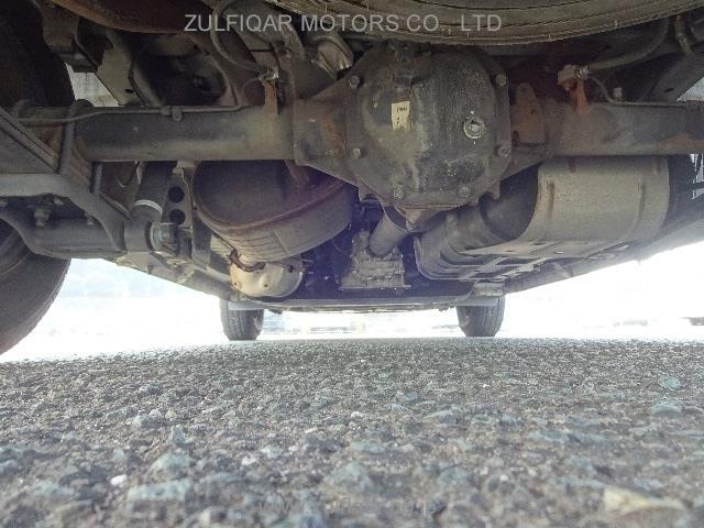 NISSAN NV350 CARAVAN 2018 Image 6