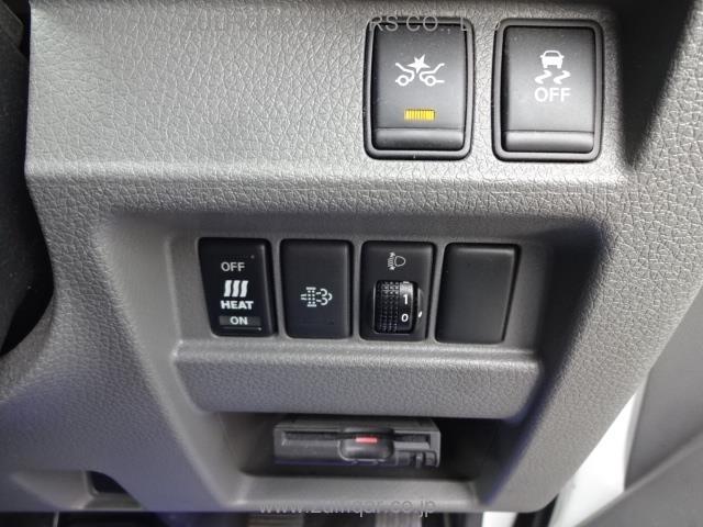 NISSAN NV350 CARAVAN 2018 Image 8