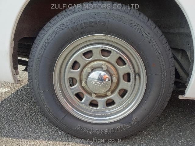 NISSAN NV350 CARAVAN 2018 Image 7